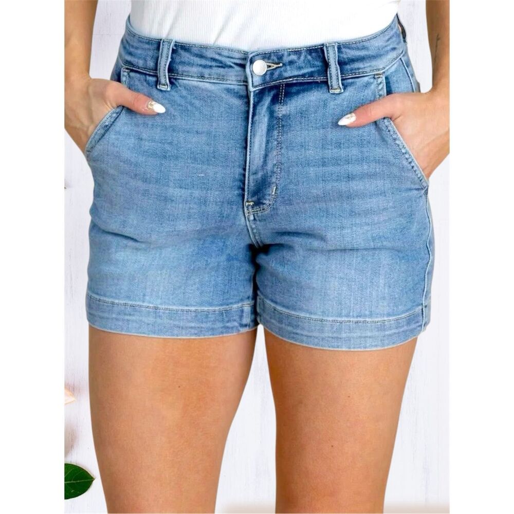 Judy Blue Plus High Rise Trouser Shorts Light Wash Stretch Denim Slant Pockets